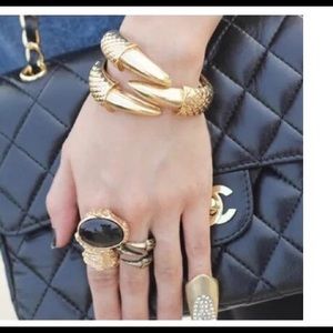 Gold Claw Bracelet. Never used!
